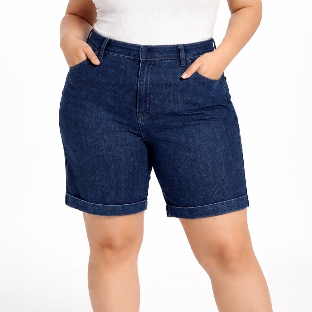 TORRID Longline Jean Shorts. Size 16